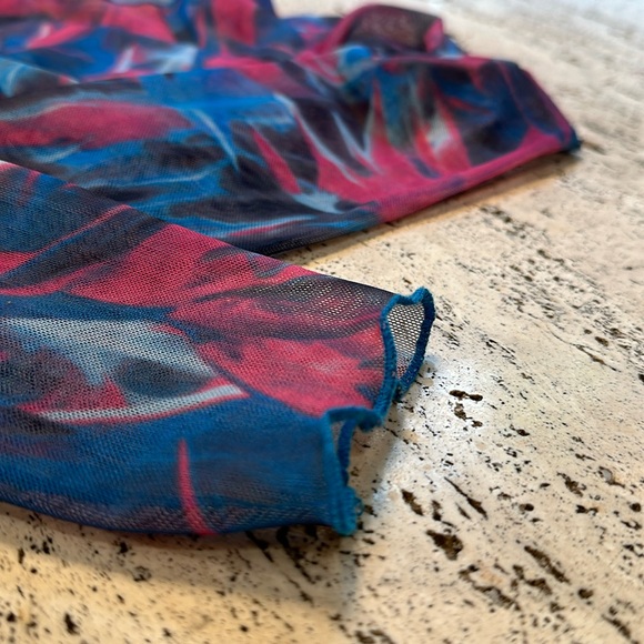 NWOT Kim Shui Mesh Crop Long Sleeve Cutout Cross Top (XS Pink Blue Multi) Tropic - Picture 5 of 10